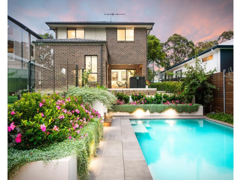 42 Glencoe Street, Sutherland NSW 2232