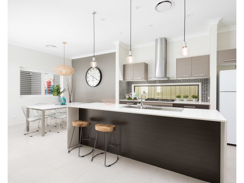 42 Glencoe Street, Sutherland NSW 2232