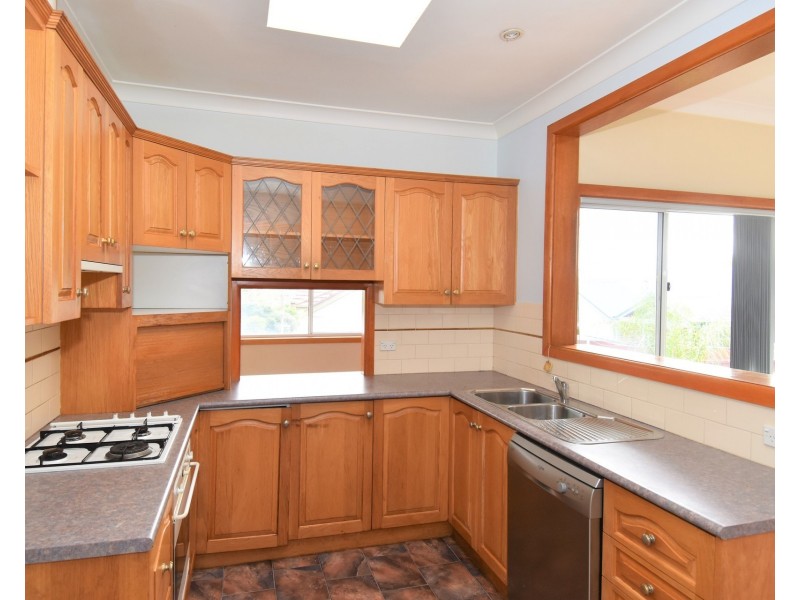 40 Ninth Avenue, Loftus NSW 2232