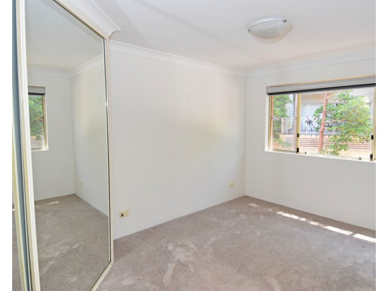 8/17-21 Gray Street, Sutherland NSW 2232