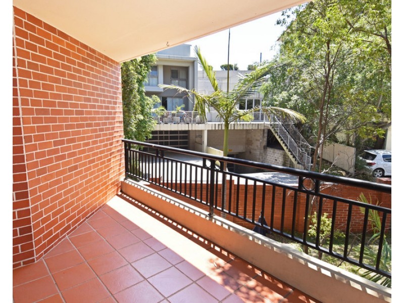 8/17-21 Gray Street, Sutherland NSW 2232