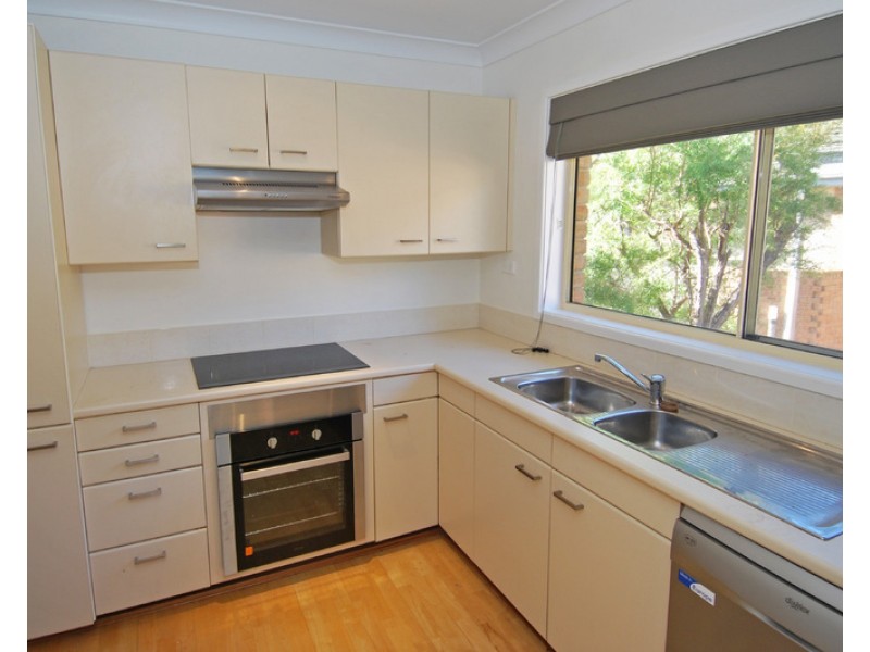 5/115 The Grand Parade, Sutherland NSW 2232