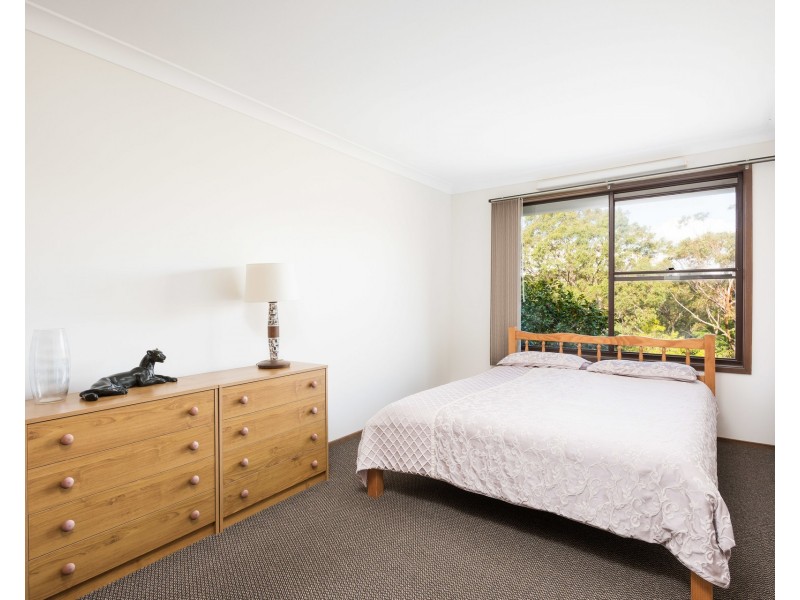 77 Urana Road, Yarrawarrah NSW 2233