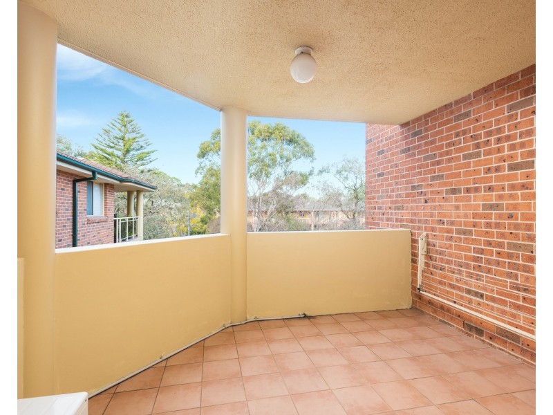 18/13-21 Oxford Street, Sutherland NSW 2232