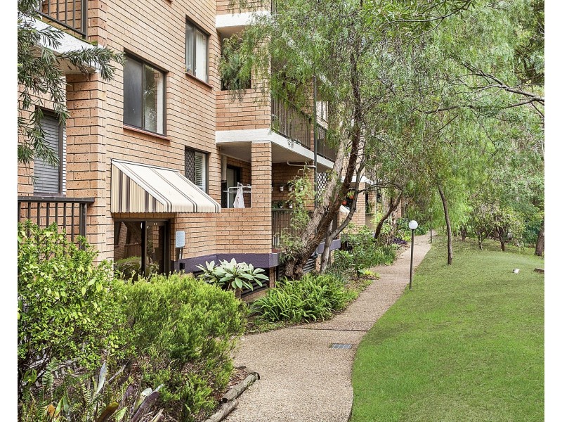 27/131-139 Oak Road, Kirrawee NSW 2232