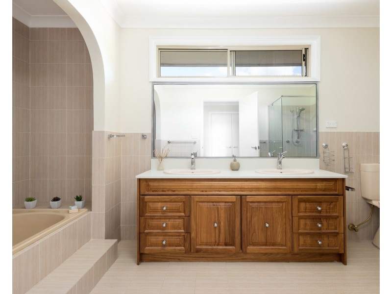 16 Harrison Avenue, Bonnet Bay NSW 2226