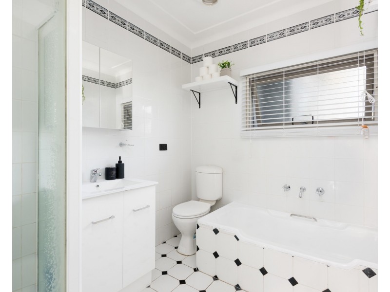 4 Nymboida Crescent, Sylvania Waters NSW 2224