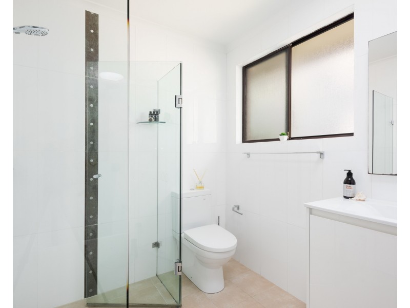 17 Glenhaven Place, Oyster Bay NSW 2225