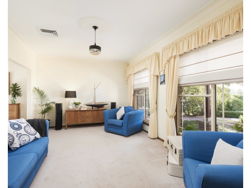 3 Pelican Place, Woronora Heights NSW 2233