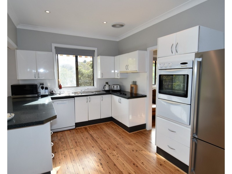 17 Tivoli Esplanade, Como NSW 2226