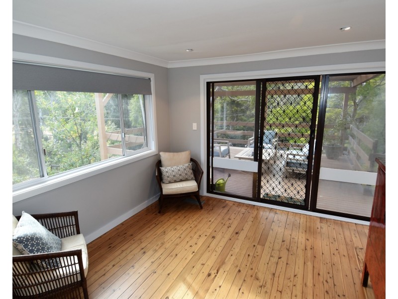 17 Tivoli Esplanade, Como NSW 2226