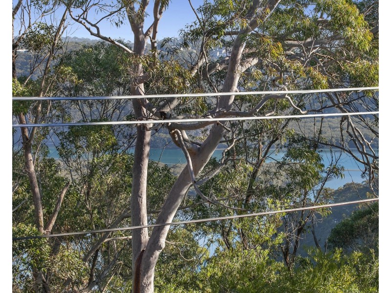 37 Lincoln Crescent, Bonnet Bay NSW 2226