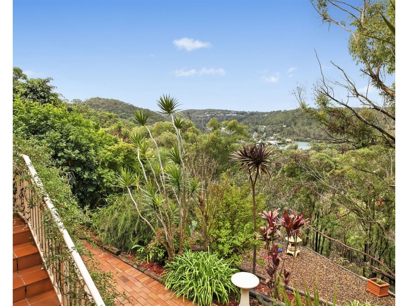 41 Warrangarree Drive, Woronora Heights NSW 2233