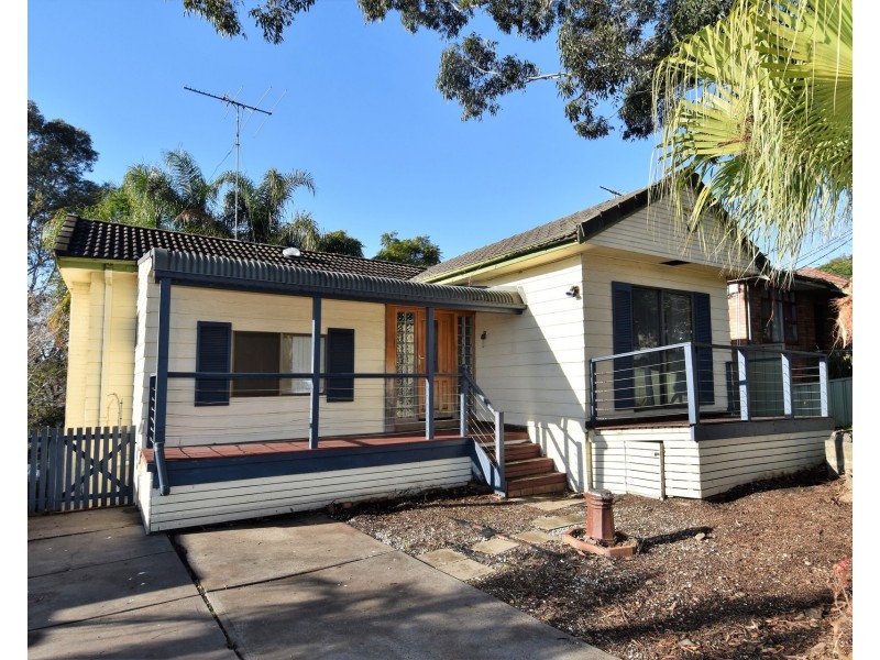 4 Seventh Avenue, Jannali NSW 2226