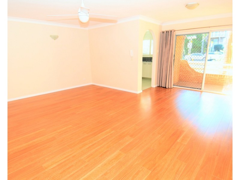 8/522-528 President Avenue, Sutherland NSW 2232