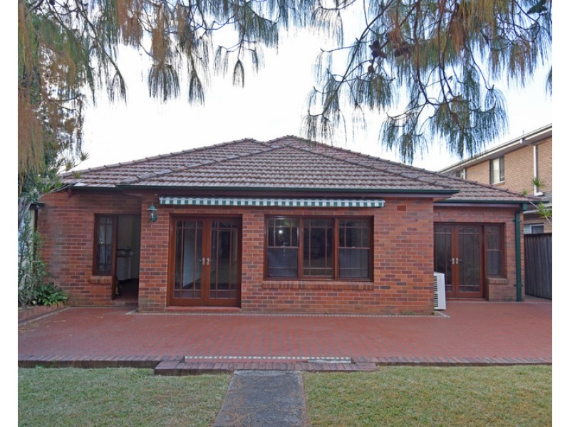 11 Burrell Street, Beverly Hills NSW 2209