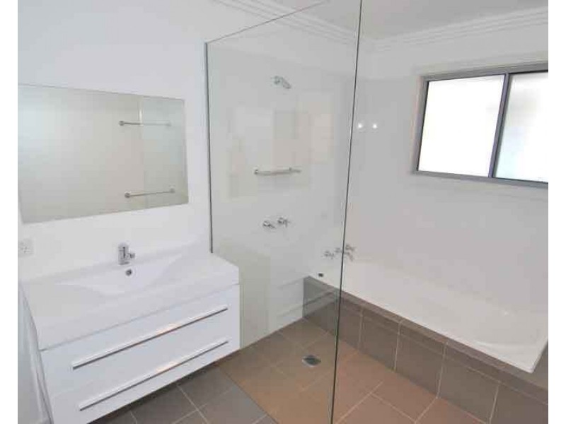 126 Anzac Avenue, Engadine NSW 2233