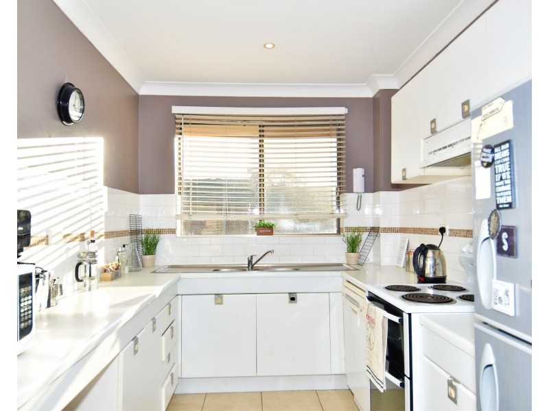 12/131-139 Oak Road, Kirrawee NSW 2232