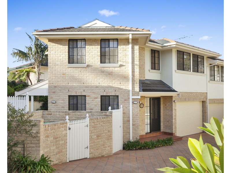 2/92 Toronto Parade, Sutherland NSW 2232