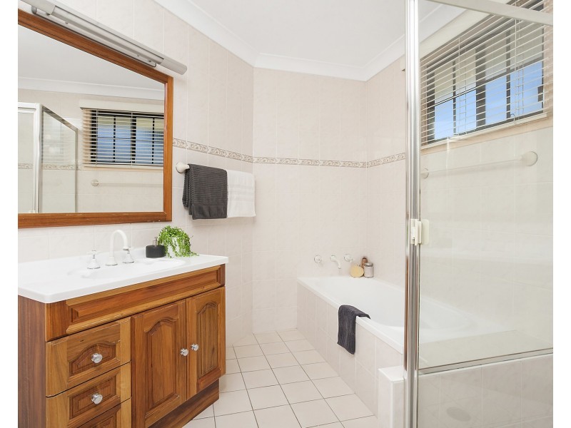 2/92 Toronto Parade, Sutherland NSW 2232