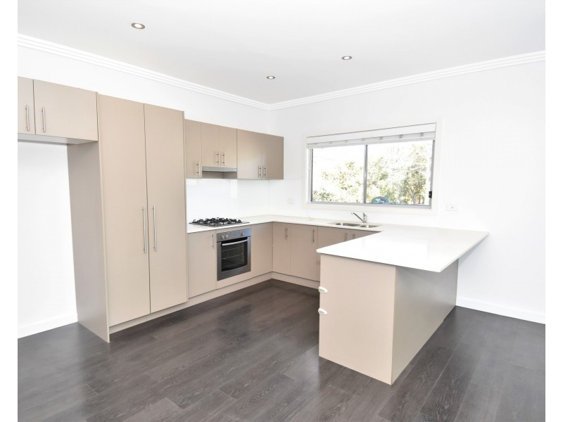 126 Anzac Avenue, Engadine NSW 2233