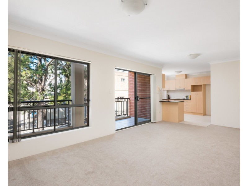 12/48-52 Railway Crescent, Jannali NSW 2226