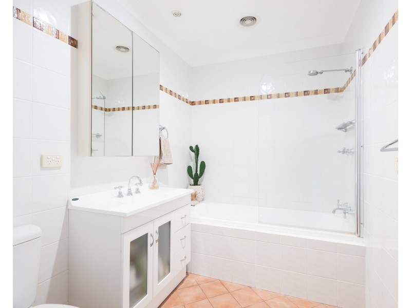 24 Browallia Crescent, Loftus NSW 2232