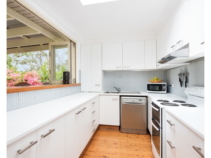 8 Ninth Avenue, Jannali NSW 2226