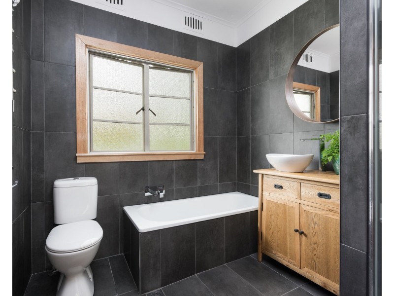 8 Ninth Avenue, Jannali NSW 2226