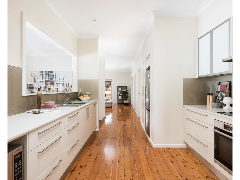 48 Easton Avenue, Sylvania NSW 2224