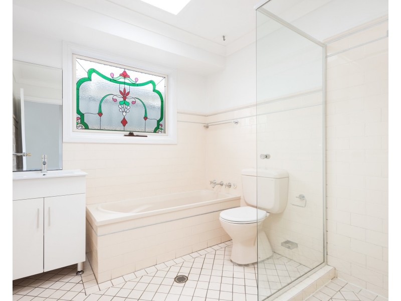 20A Bidurgal Avenue, Kirrawee NSW 2232