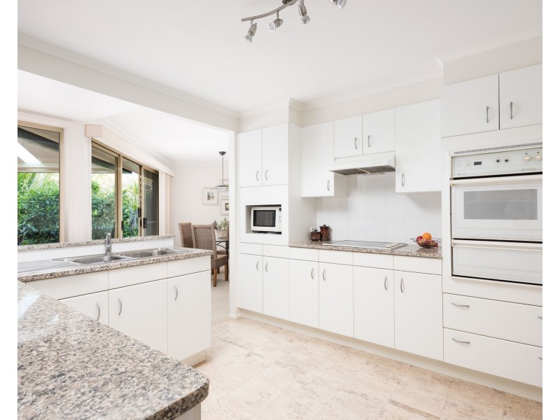 11 Binya Place, Como NSW 2226