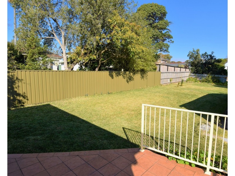 14 Burunda Street, Como NSW 2226
