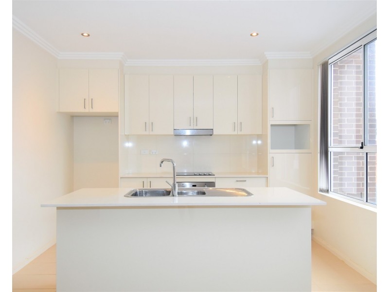 20/20-24 Walker Street, Helensburgh NSW 2508