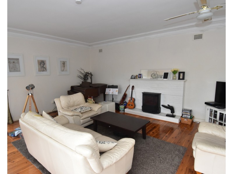 55 Leonay Street, Sutherland NSW 2232