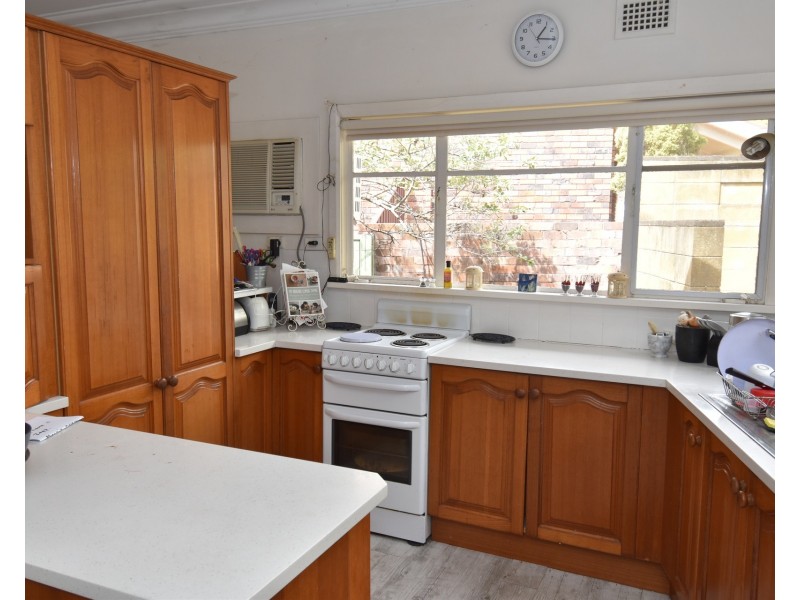 55 Leonay Street, Sutherland NSW 2232