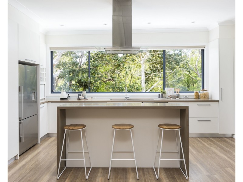 36 Forbes Crescent, Engadine NSW 2233