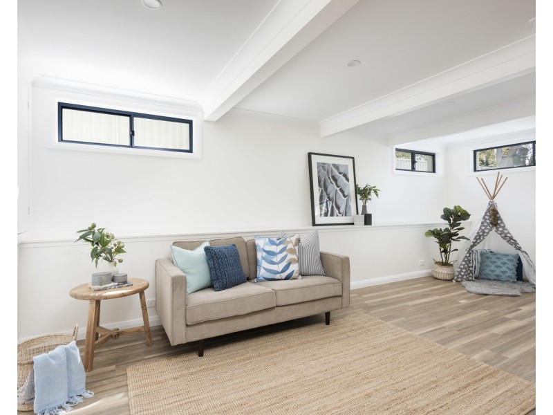 36 Forbes Crescent, Engadine NSW 2233