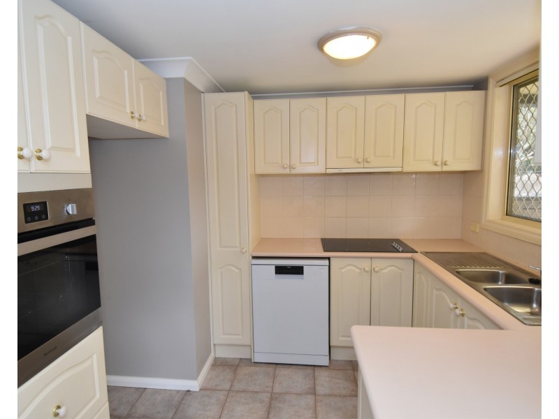 2/91-95 Wattle Road, Jannali NSW 2226