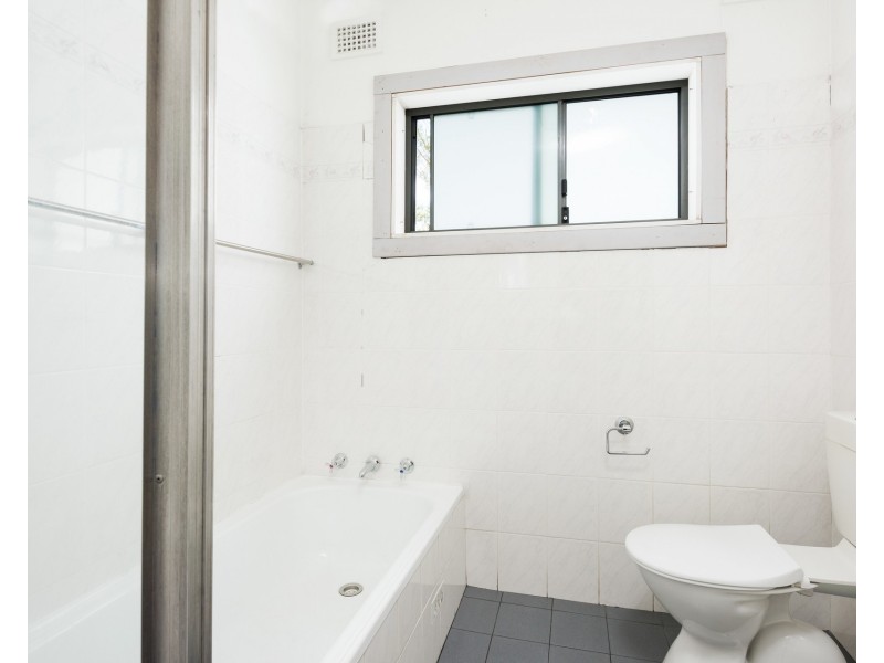 11 Tenth Avenue, Oyster Bay NSW 2225