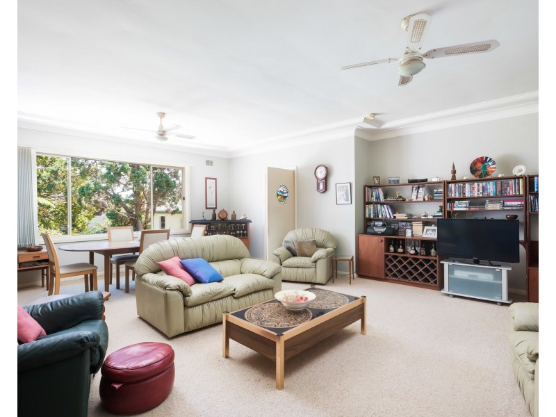 51 Leonay Street, Sutherland NSW 2232