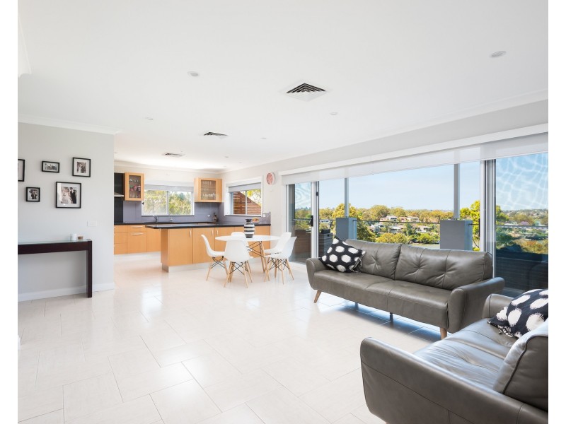 17 Struen Marie Street, Kareela NSW 2232