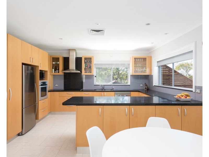 17 Struen Marie Street, Kareela NSW 2232