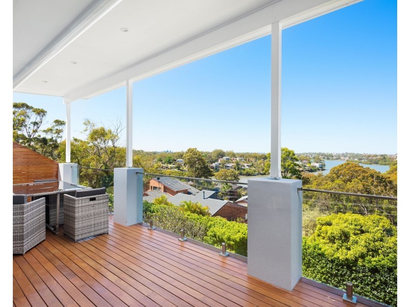 17 Struen Marie Street, Kareela NSW 2232