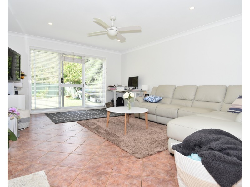 210 Washington Drive, Bonnet Bay NSW 2226