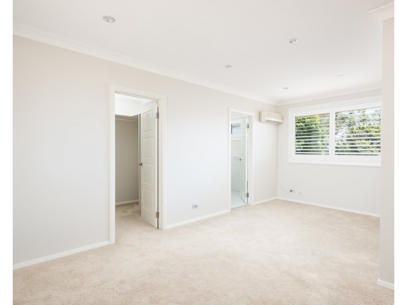 2/15 Foch Avenue, Gymea NSW 2227