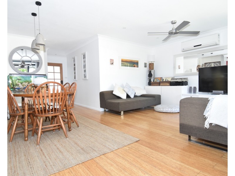 2A Fourth Avenue, Jannali NSW 2226
