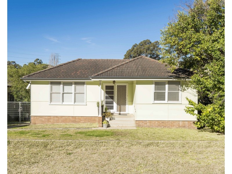 4 Linden Street, Sutherland NSW 2232