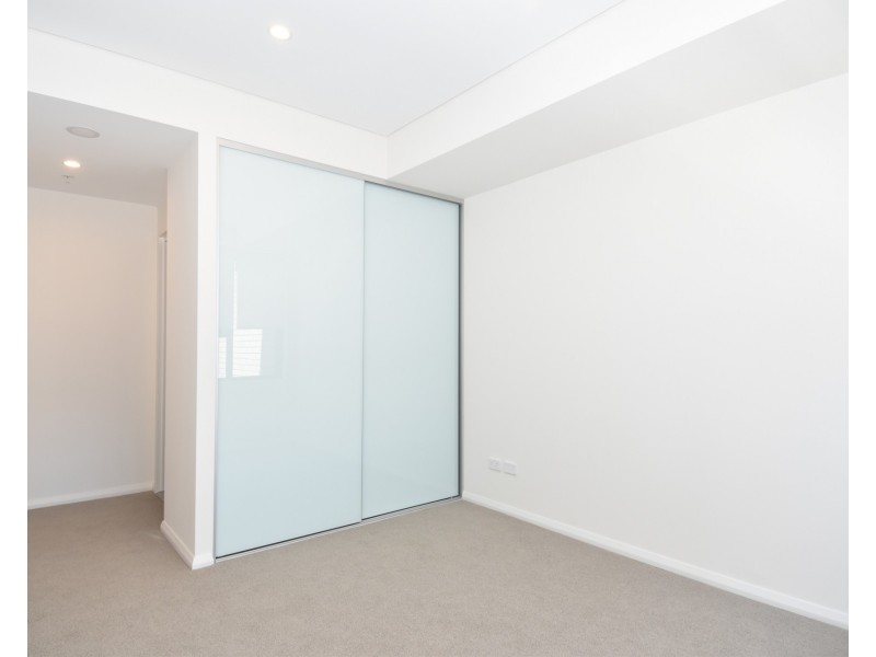 B604/5 Village Place, Kirrawee NSW 2232