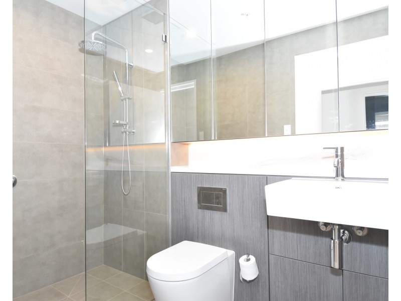 B604/5 Village Place, Kirrawee NSW 2232